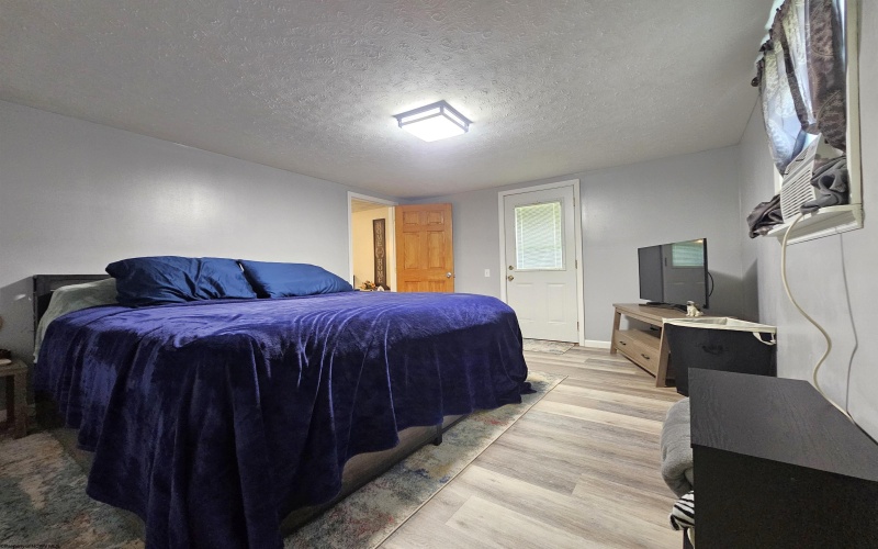 216 Everson Road, Fairmont, West Virginia 26554, 3 Bedrooms Bedrooms, 6 Rooms Rooms,2 BathroomsBathrooms,Single Family Detached,For Sale,Everson,10160759