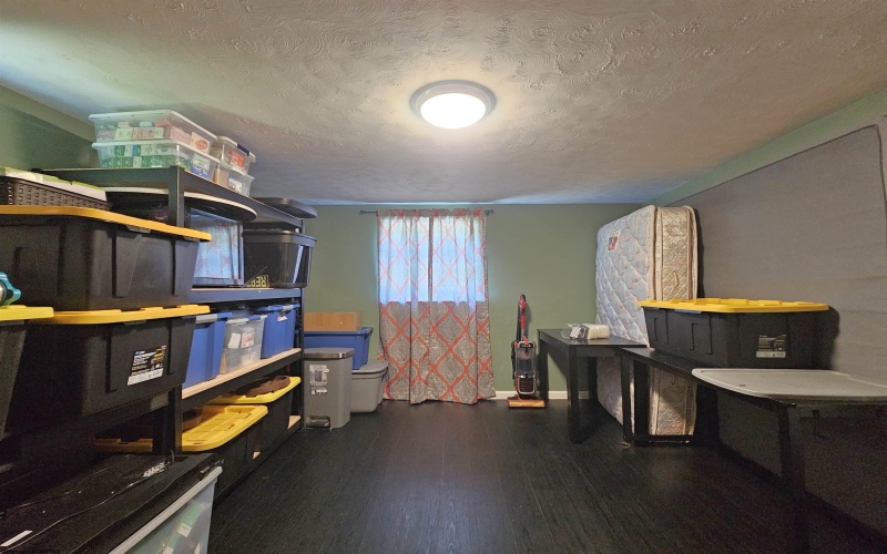 216 Everson Road, Fairmont, West Virginia 26554, 3 Bedrooms Bedrooms, 6 Rooms Rooms,2 BathroomsBathrooms,Single Family Detached,For Sale,Everson,10160759