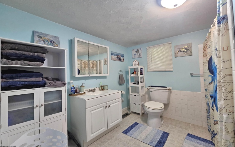 216 Everson Road, Fairmont, West Virginia 26554, 3 Bedrooms Bedrooms, 6 Rooms Rooms,2 BathroomsBathrooms,Single Family Detached,For Sale,Everson,10160759