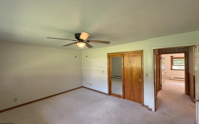 39 Barron Avenue, Elkins, West Virginia 26241, 3 Bedrooms Bedrooms, 6 Rooms Rooms,1 BathroomBathrooms,Single Family Detached,For Sale,Barron,10160752