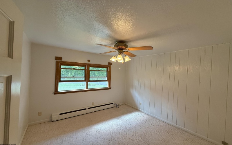 39 Barron Avenue, Elkins, West Virginia 26241, 3 Bedrooms Bedrooms, 6 Rooms Rooms,1 BathroomBathrooms,Single Family Detached,For Sale,Barron,10160752