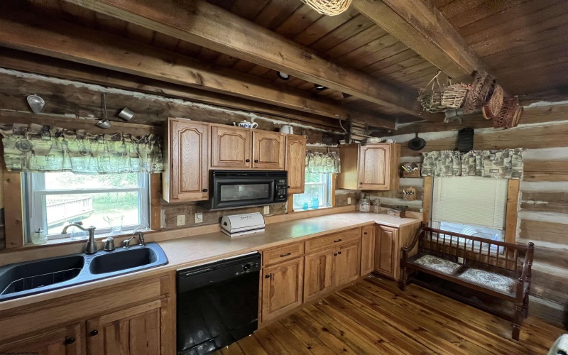 358 Marjorie Ann Drive, Buckhannon, West Virginia 26201, 3 Bedrooms Bedrooms, 6 Rooms Rooms,2 BathroomsBathrooms,Single Family Detached,For Sale,Marjorie Ann,10160746