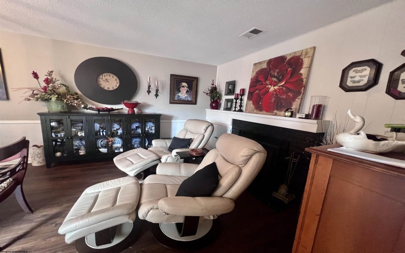 109 MountainView Drive, Elkins, West Virginia 26241, 3 Bedrooms Bedrooms, 10 Rooms Rooms,2 BathroomsBathrooms,Single Family Detached,For Sale,MountainView,10160763