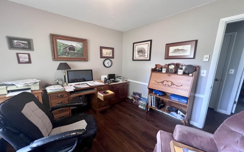109 MountainView Drive, Elkins, West Virginia 26241, 3 Bedrooms Bedrooms, 10 Rooms Rooms,2 BathroomsBathrooms,Single Family Detached,For Sale,MountainView,10160763