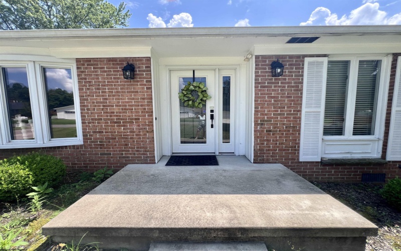 109 MountainView Drive, Elkins, West Virginia 26241, 3 Bedrooms Bedrooms, 10 Rooms Rooms,2 BathroomsBathrooms,Single Family Detached,For Sale,MountainView,10160763
