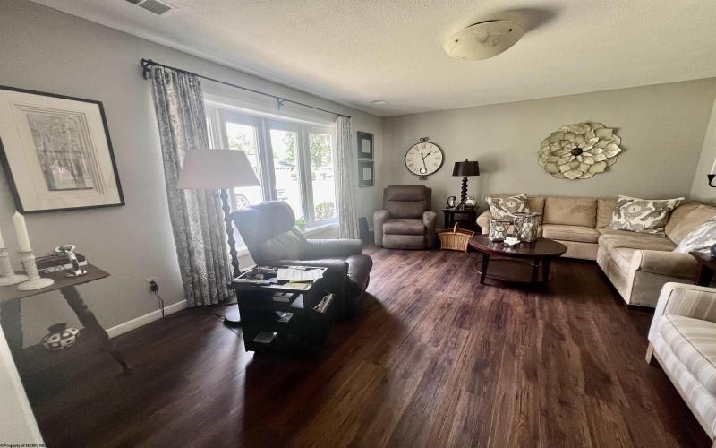 109 MountainView Drive, Elkins, West Virginia 26241, 3 Bedrooms Bedrooms, 10 Rooms Rooms,2 BathroomsBathrooms,Single Family Detached,For Sale,MountainView,10160763
