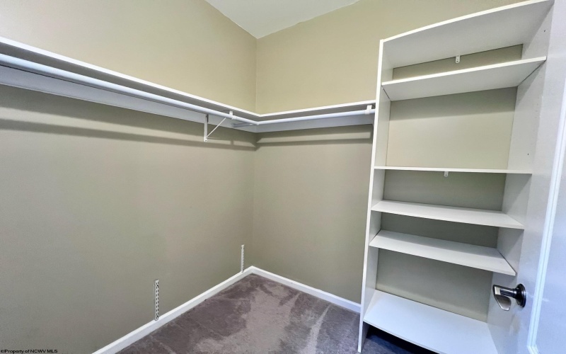 115 Fountain View Drive, Morgantown, West Virginia 26505, 2 Bedrooms Bedrooms, 5 Rooms Rooms,2 BathroomsBathrooms,Single Family Attached,For Sale,Fountain View,10159222