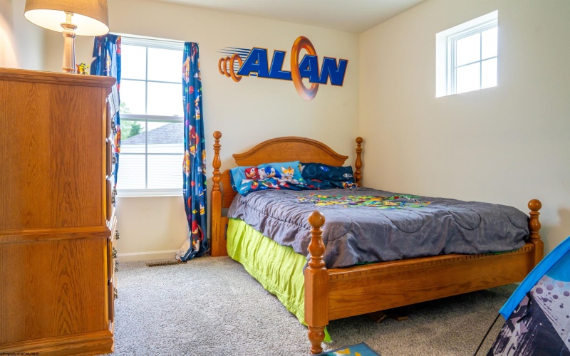 185 Eastview Way, Fairmont, West Virginia 26554, 3 Bedrooms Bedrooms, 6 Rooms Rooms,2 BathroomsBathrooms,Single Family Detached,For Sale,Eastview,10160762