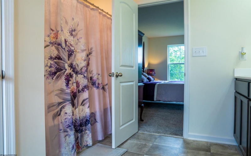 185 Eastview Way, Fairmont, West Virginia 26554, 3 Bedrooms Bedrooms, 6 Rooms Rooms,2 BathroomsBathrooms,Single Family Detached,For Sale,Eastview,10160762