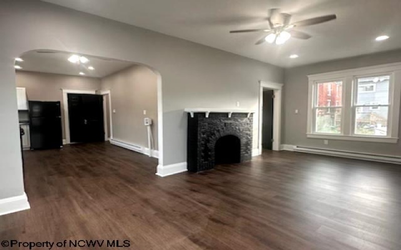 124 Park Boulevard, Clarksburg, West Virginia 26301, ,Multi-unit/income,For Sale,Park,10160769