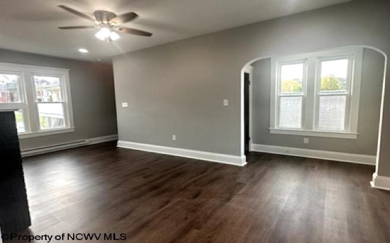 124 Park Boulevard, Clarksburg, West Virginia 26301, ,Multi-unit/income,For Sale,Park,10160769
