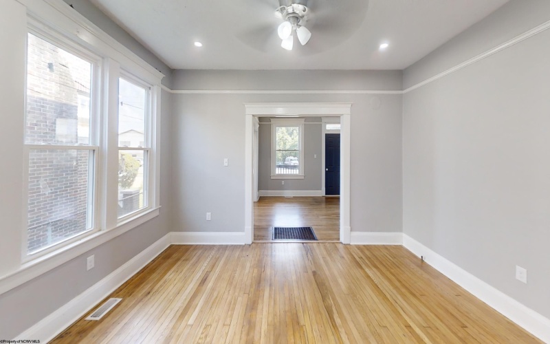 124 Park Boulevard, Clarksburg, West Virginia 26301, ,Multi-unit/income,For Sale,Park,10160769