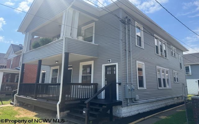 124 Park Boulevard, Clarksburg, West Virginia 26301, ,Multi-unit/income,For Sale,Park,10160769