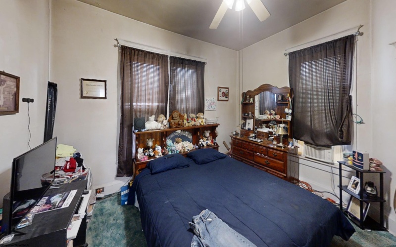 131 Park Boulevard, Clarksburg, West Virginia 26301, ,Multi-unit/income,For Sale,Park,10160770