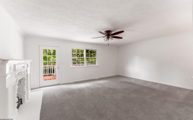 2062 Pinecrest Drive, Morgantown, West Virginia 26505, 4 Bedrooms Bedrooms, 9 Rooms Rooms,3 BathroomsBathrooms,Single Family Detached,For Sale,Pinecrest,10160765