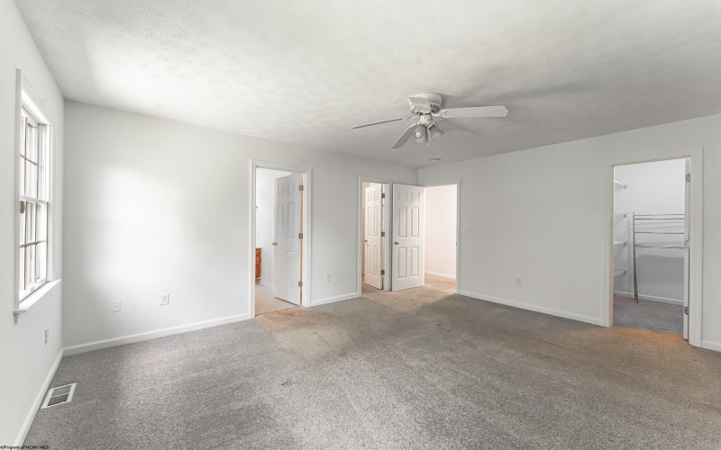 2062 Pinecrest Drive, Morgantown, West Virginia 26505, 4 Bedrooms Bedrooms, 9 Rooms Rooms,3 BathroomsBathrooms,Single Family Detached,For Sale,Pinecrest,10160765