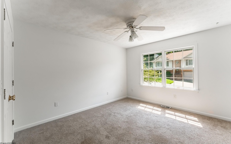 2062 Pinecrest Drive, Morgantown, West Virginia 26505, 4 Bedrooms Bedrooms, 9 Rooms Rooms,3 BathroomsBathrooms,Single Family Detached,For Sale,Pinecrest,10160765