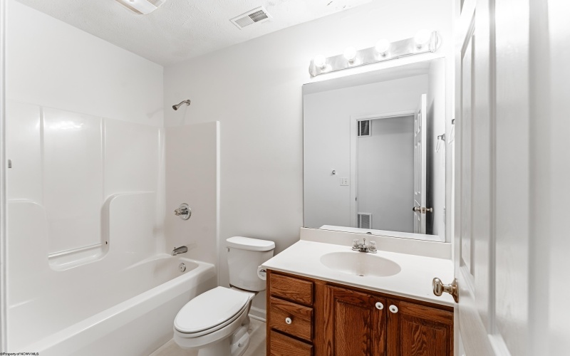 2062 Pinecrest Drive, Morgantown, West Virginia 26505, 4 Bedrooms Bedrooms, 9 Rooms Rooms,3 BathroomsBathrooms,Single Family Detached,For Sale,Pinecrest,10160765