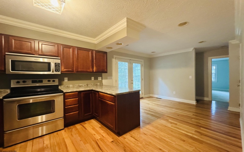 1 Lafollette Drive, Morgantown, West Virginia 26508, 2 Bedrooms Bedrooms, 6 Rooms Rooms,2 BathroomsBathrooms,Single Family Detached,For Sale,Lafollette,10160768