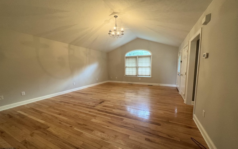 1 Lafollette Drive, Morgantown, West Virginia 26508, 2 Bedrooms Bedrooms, 6 Rooms Rooms,2 BathroomsBathrooms,Single Family Detached,For Sale,Lafollette,10160768