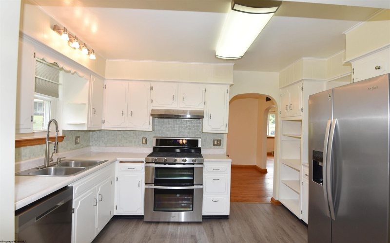 144 Seneca Drive, Clarksburg, West Virginia 26301, 3 Bedrooms Bedrooms, 6 Rooms Rooms,2 BathroomsBathrooms,Single Family Detached,For Sale,Seneca,10160771