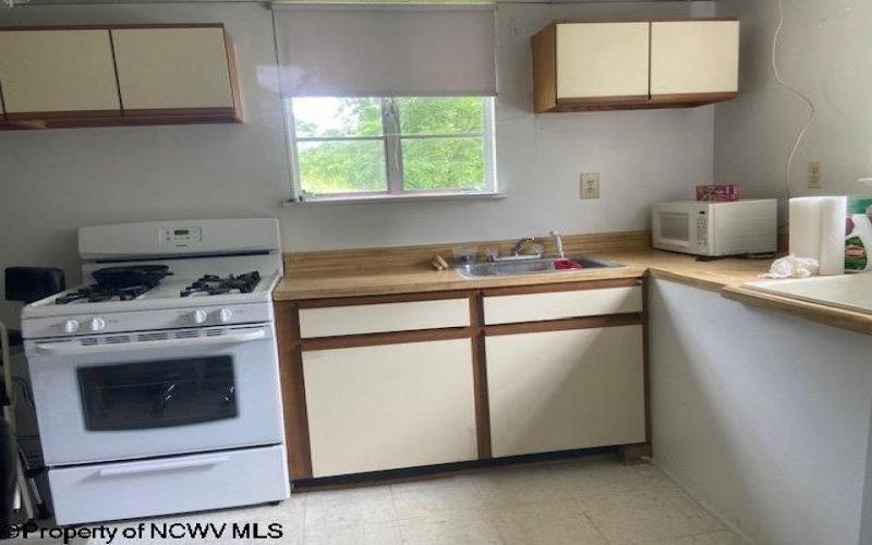335 Old Davisson Run Road, Clarksburg, West Virginia 26301-7340, 3 Bedrooms Bedrooms, 7 Rooms Rooms,1 BathroomBathrooms,Single Family Detached,For Sale,Old Davisson Run,10160773