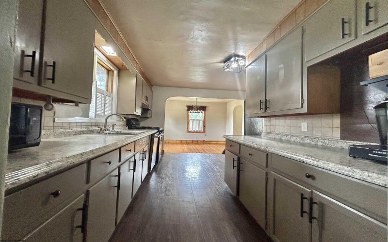 339 Chesapeake Road, Fairmont, West Virginia 26554, 4 Bedrooms Bedrooms, 7 Rooms Rooms,1 BathroomBathrooms,Single Family Detached,For Sale,Chesapeake,10160774