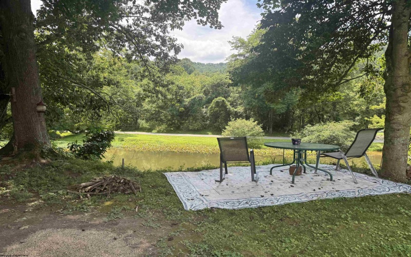 38 Kitson Street, Weston, West Virginia 26452, 4 Bedrooms Bedrooms, 9 Rooms Rooms,2 BathroomsBathrooms,Single Family Detached,For Sale,Kitson,10160776