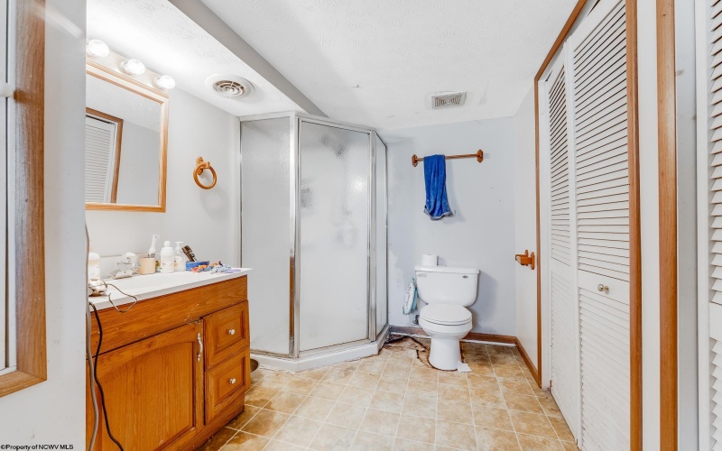 808 Park Avenue, Fairmont, West Virginia 26554, 3 Bedrooms Bedrooms, 6 Rooms Rooms,2 BathroomsBathrooms,Single Family Detached,For Sale,Park,10160780