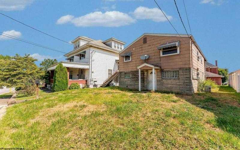 808 Park Avenue, Fairmont, West Virginia 26554, 3 Bedrooms Bedrooms, 6 Rooms Rooms,2 BathroomsBathrooms,Single Family Detached,For Sale,Park,10160780
