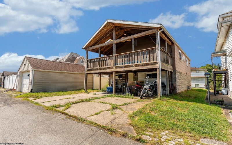 808 Park Avenue, Fairmont, West Virginia 26554, 3 Bedrooms Bedrooms, 6 Rooms Rooms,2 BathroomsBathrooms,Single Family Detached,For Sale,Park,10160780