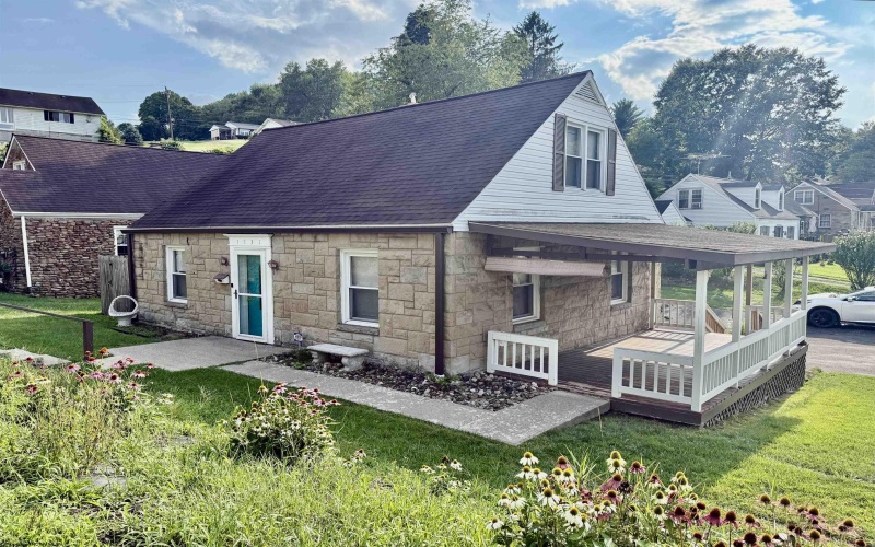 1131 Park Drive, Fairmont, West Virginia 26554, 3 Bedrooms Bedrooms, 5 Rooms Rooms,1 BathroomBathrooms,Single Family Detached,For Sale,Park,10160784
