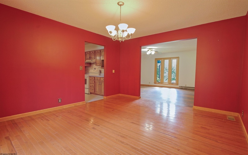 297 White Oak Road, Montrose, West Virginia 26283, 4 Bedrooms Bedrooms, 11 Rooms Rooms,2 BathroomsBathrooms,Single Family Detached,For Sale,White Oak,10160810