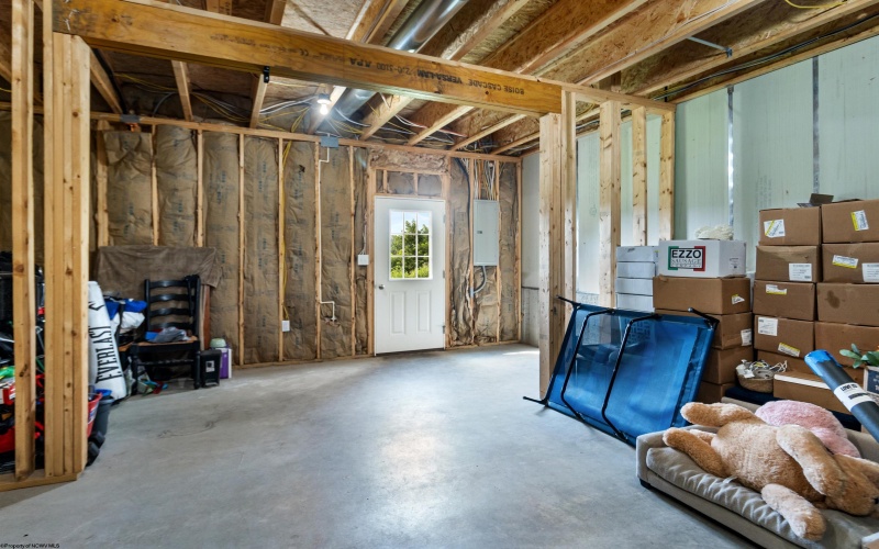 228 Tide Way, Morgantown, West Virginia 26508, 3 Bedrooms Bedrooms, 5 Rooms Rooms,2 BathroomsBathrooms,Single Family Attached,For Sale,Tide,10160804