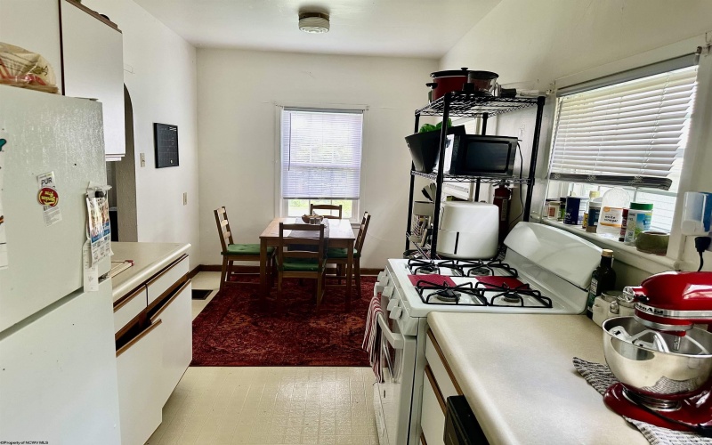 421 Ash Street, Morgantown, West Virginia 26501, ,Multi-unit/income,For Sale,Ash,10160803