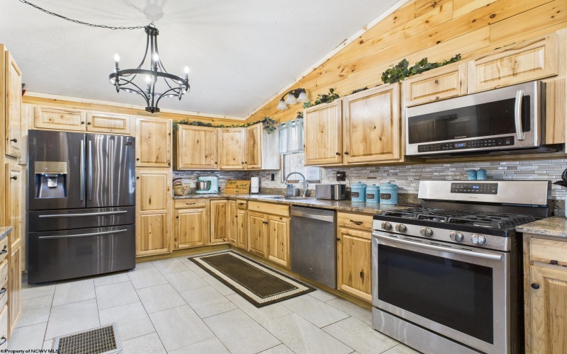 146 Granville Lane, Buckhannon, West Virginia 26201, 4 Bedrooms Bedrooms, 10 Rooms Rooms,2 BathroomsBathrooms,Single Family Detached,For Sale,Granville,10160805