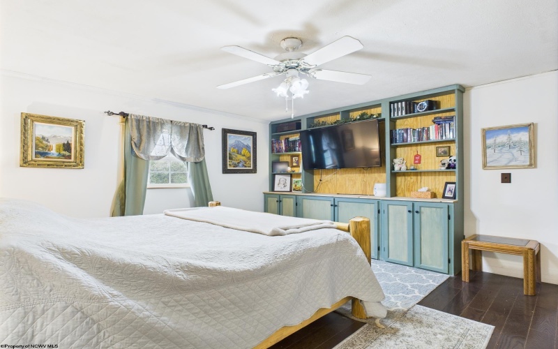 146 Granville Lane, Buckhannon, West Virginia 26201, 4 Bedrooms Bedrooms, 10 Rooms Rooms,2 BathroomsBathrooms,Single Family Detached,For Sale,Granville,10160805