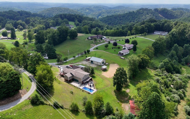 146 Granville Lane, Buckhannon, West Virginia 26201, 4 Bedrooms Bedrooms, 10 Rooms Rooms,2 BathroomsBathrooms,Single Family Detached,For Sale,Granville,10160805