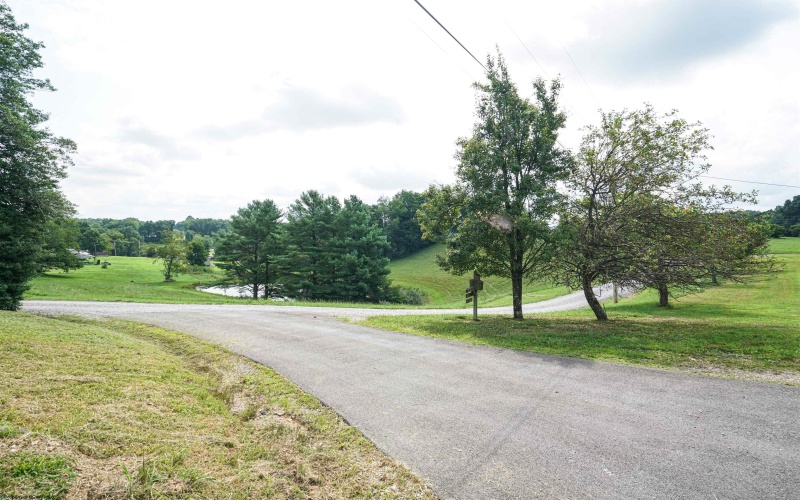 146 Granville Lane, Buckhannon, West Virginia 26201, 4 Bedrooms Bedrooms, 10 Rooms Rooms,2 BathroomsBathrooms,Single Family Detached,For Sale,Granville,10160805