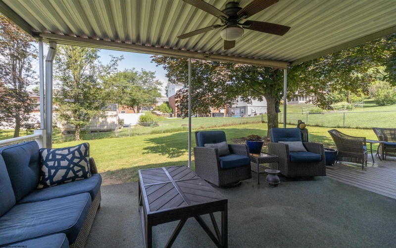 125 Ashford Drive, Bridgeport, West Virginia 26330, 3 Bedrooms Bedrooms, 7 Rooms Rooms,2 BathroomsBathrooms,Single Family Detached,For Sale,Ashford,10160802