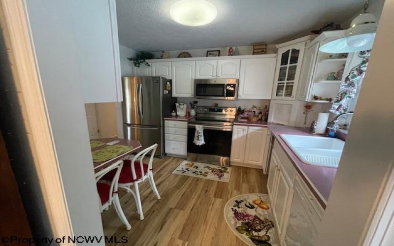 465 Main Street, Masontown, West Virginia 26542-0085, 2 Bedrooms Bedrooms, 6 Rooms Rooms,2 BathroomsBathrooms,Single Family Detached,For Sale,Main,10160787