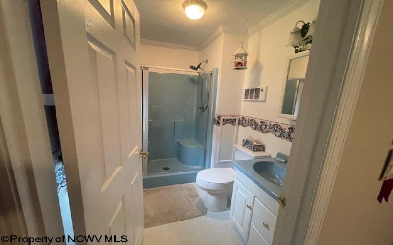 465 Main Street, Masontown, West Virginia 26542-0085, 2 Bedrooms Bedrooms, 6 Rooms Rooms,2 BathroomsBathrooms,Single Family Detached,For Sale,Main,10160787