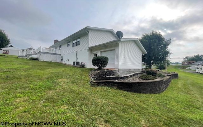 465 Main Street, Masontown, West Virginia 26542-0085, 2 Bedrooms Bedrooms, 6 Rooms Rooms,2 BathroomsBathrooms,Single Family Detached,For Sale,Main,10160787