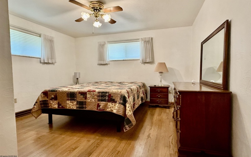 964 Coleman Avenue, Fairmont, West Virginia 26554, 3 Bedrooms Bedrooms, 8 Rooms Rooms,3 BathroomsBathrooms,Single Family Detached,For Sale,Coleman,10160788