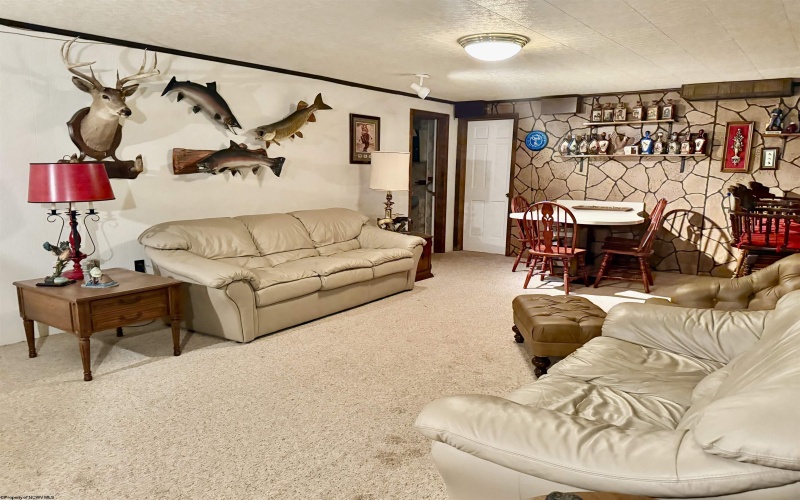 964 Coleman Avenue, Fairmont, West Virginia 26554, 3 Bedrooms Bedrooms, 8 Rooms Rooms,3 BathroomsBathrooms,Single Family Detached,For Sale,Coleman,10160788