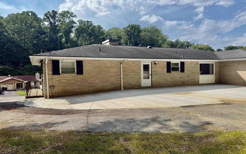 964 Coleman Avenue, Fairmont, West Virginia 26554, 3 Bedrooms Bedrooms, 8 Rooms Rooms,3 BathroomsBathrooms,Single Family Detached,For Sale,Coleman,10160788