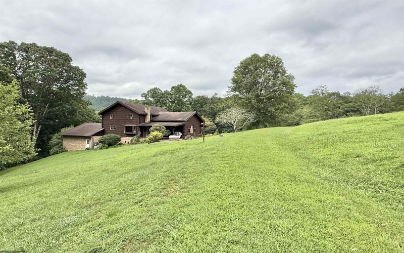 86 Golden Ridge Road, Lumberport, West Virginia 26386, 4 Bedrooms Bedrooms, 8 Rooms Rooms,3 BathroomsBathrooms,Single Family Detached,For Sale,Golden Ridge,10160800