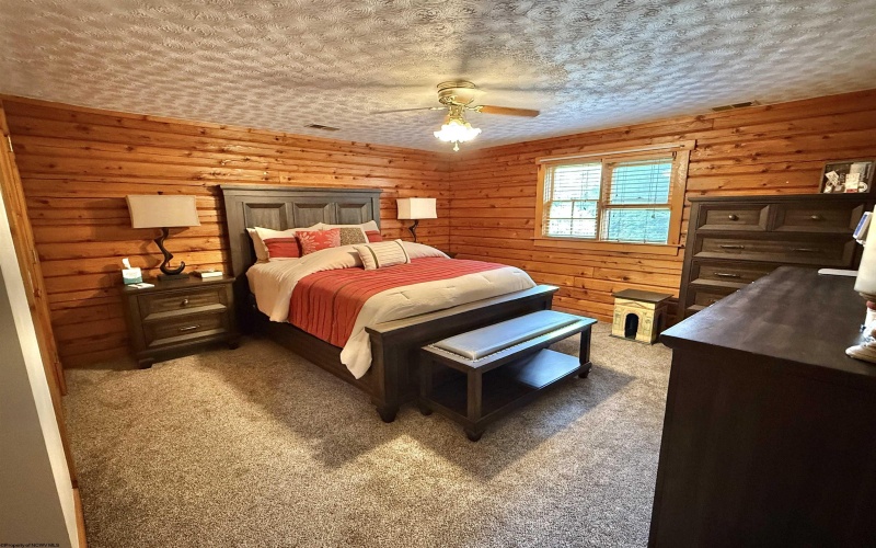 86 Golden Ridge Road, Lumberport, West Virginia 26386, 4 Bedrooms Bedrooms, 8 Rooms Rooms,3 BathroomsBathrooms,Single Family Detached,For Sale,Golden Ridge,10160800