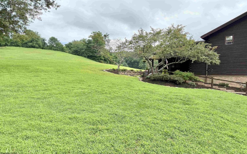 86 Golden Ridge Road, Lumberport, West Virginia 26386, 4 Bedrooms Bedrooms, 8 Rooms Rooms,3 BathroomsBathrooms,Single Family Detached,For Sale,Golden Ridge,10160800