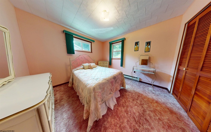 2838 Ice Street, Fairmont, West Virginia 26554, 3 Bedrooms Bedrooms, 6 Rooms Rooms,2 BathroomsBathrooms,Single Family Detached,For Sale,Ice,10160796